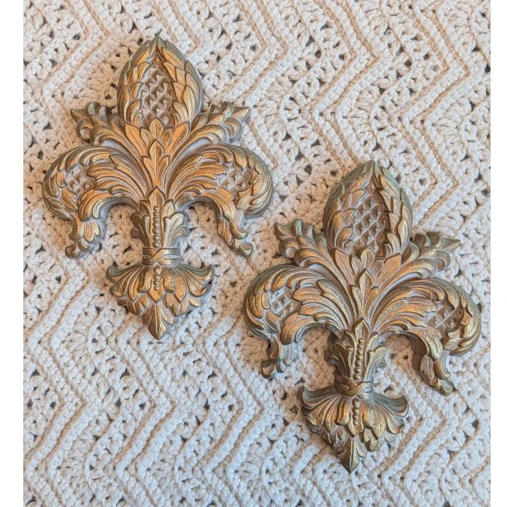 Vintage Syroco Gold Fleur De Lis Wall Plaques Set of 2 Mid Century Decor 5163